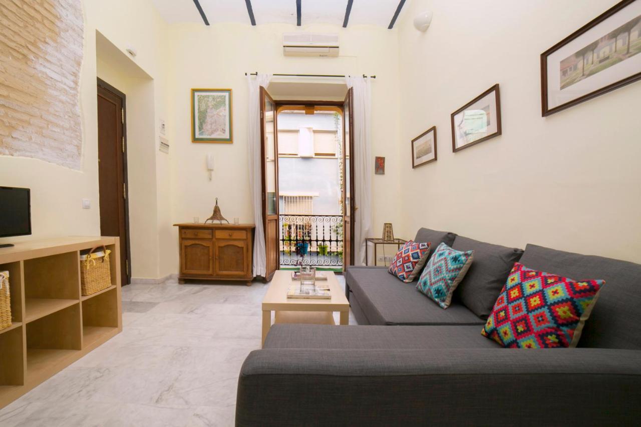 Alohamundi Valvanera * Seville